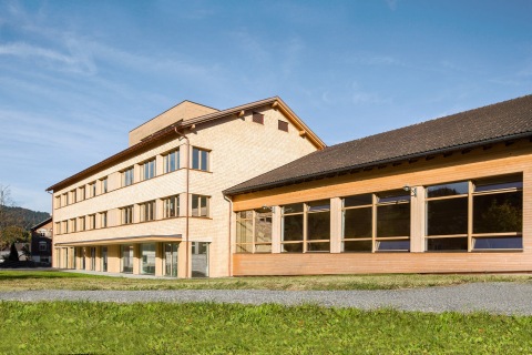 Baukultur Schwarzenberg | Volksschule und Bücherei, Schwarzenberg | Foto 1